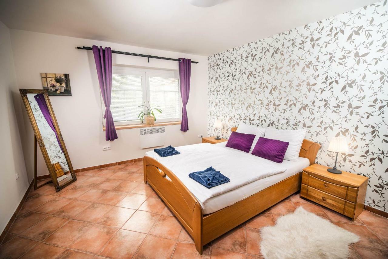 Apartmany U Orecha Bořetice Extérieur photo